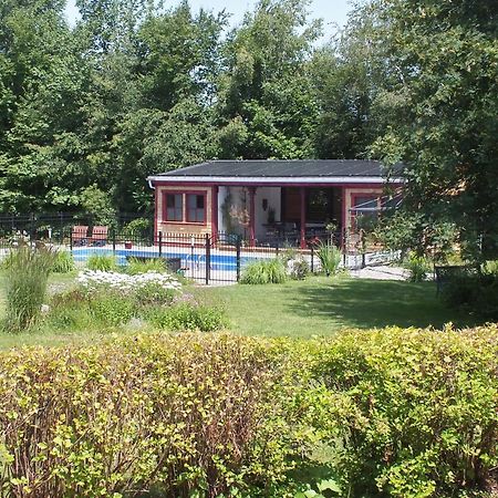 Bed and Breakfast Auberge De Lotbiniere Экстерьер фото