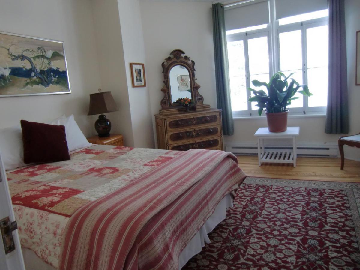 Bed and Breakfast Auberge De Lotbiniere Экстерьер фото